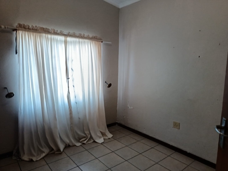 3 Bedroom Property for Sale in Beaconsfield Northern Cape